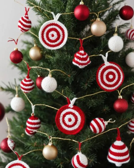 Classic Red and White Peppermint Garland