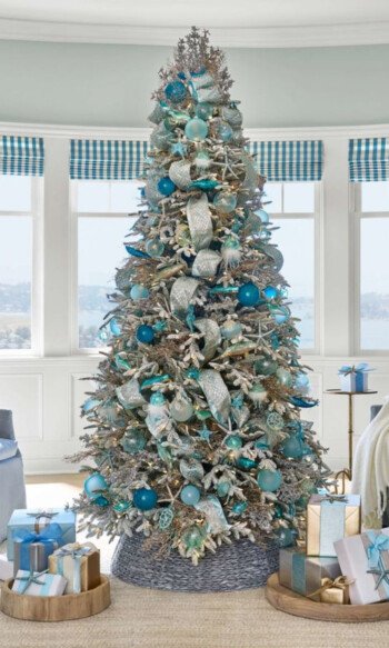 Coastal Christmas Tree