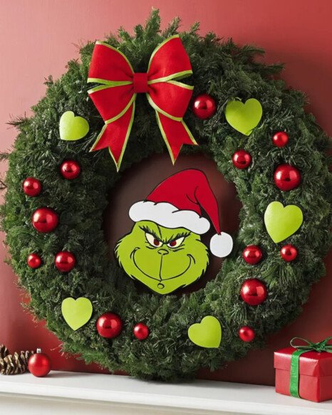 Grinch-Themed Wreath