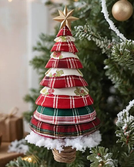 Seasonal Fabric Garland