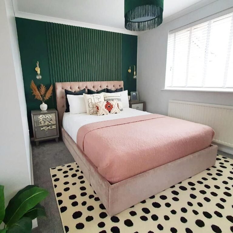23 Dreamy Green and Pink Bedroom Ideas That Feel So Inviting